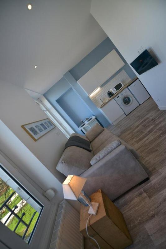 Appartment Les Suites Du Parc Безансон Номер фото