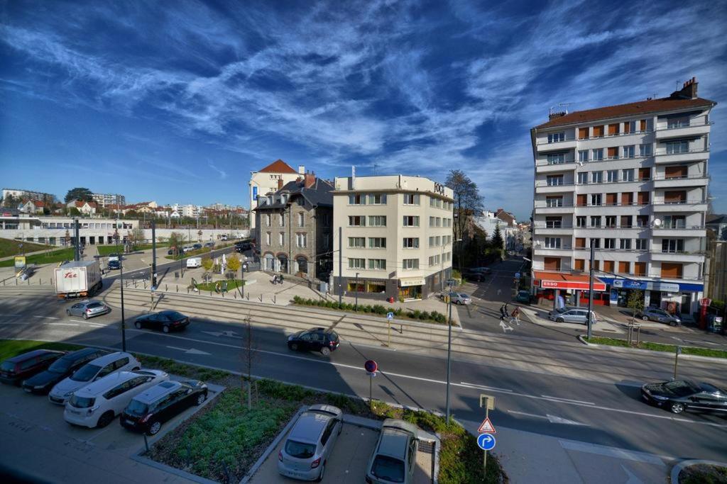 Appartment Les Suites Du Parc Безансон Екстер'єр фото